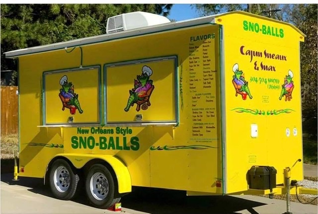 Cajun Sneaux & Snax food truck profile image
