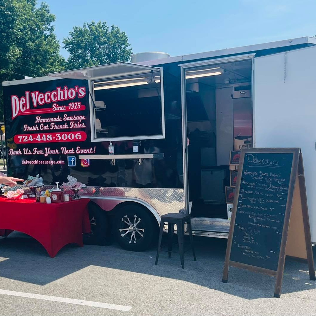 Del Vecchio Sausage & Fries food truck profile image