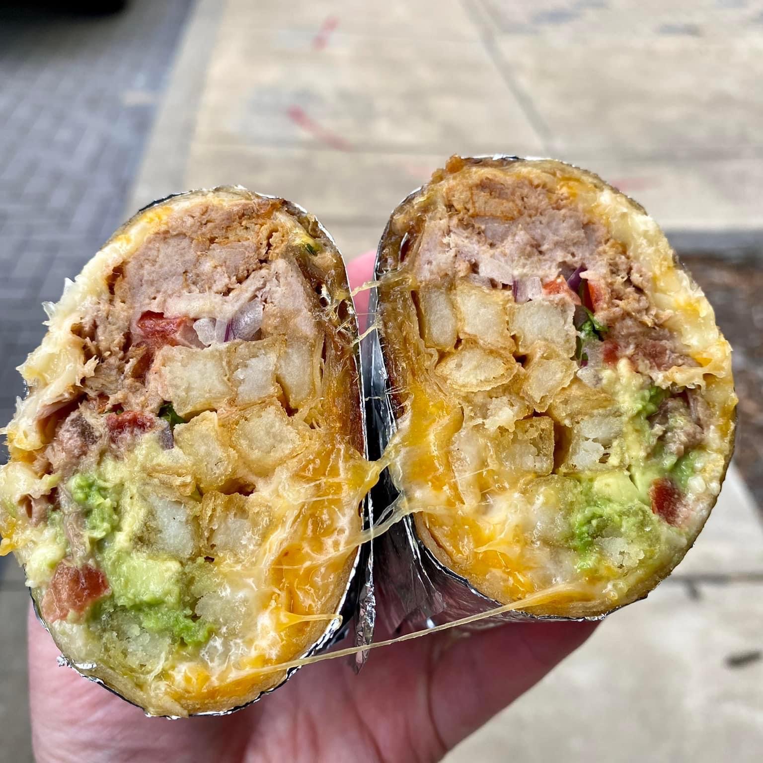 Lili’s Mexican street food food truck profile image