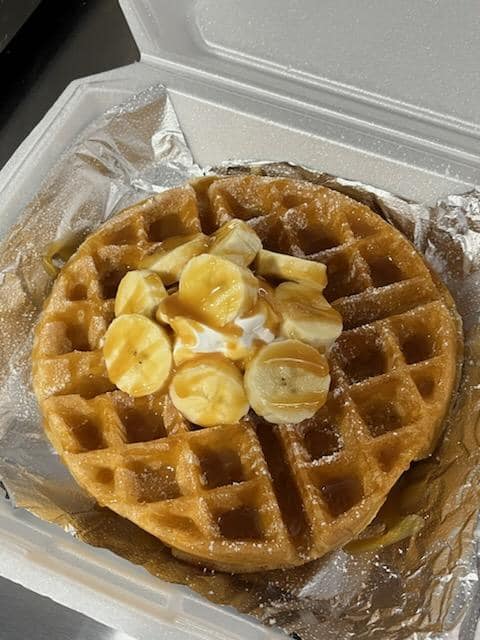 Jr's Restaurant on Wheels food truck profile image