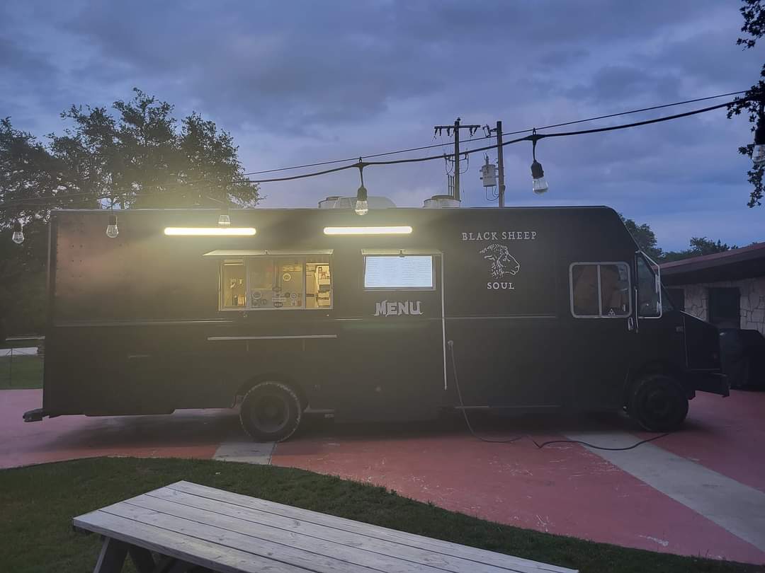 Black Sheep Soul food truck profile image