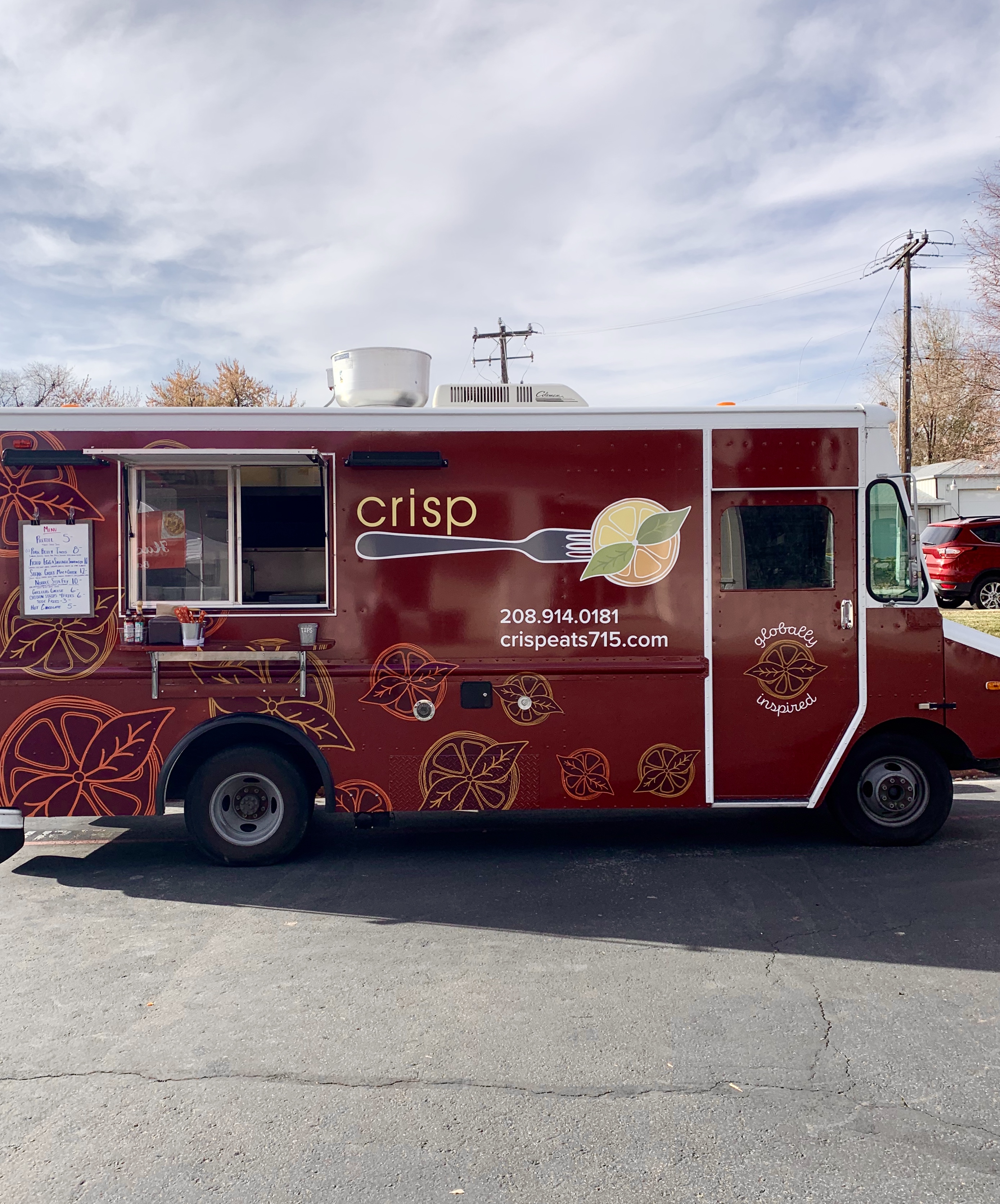 Crisp_old food truck profile image