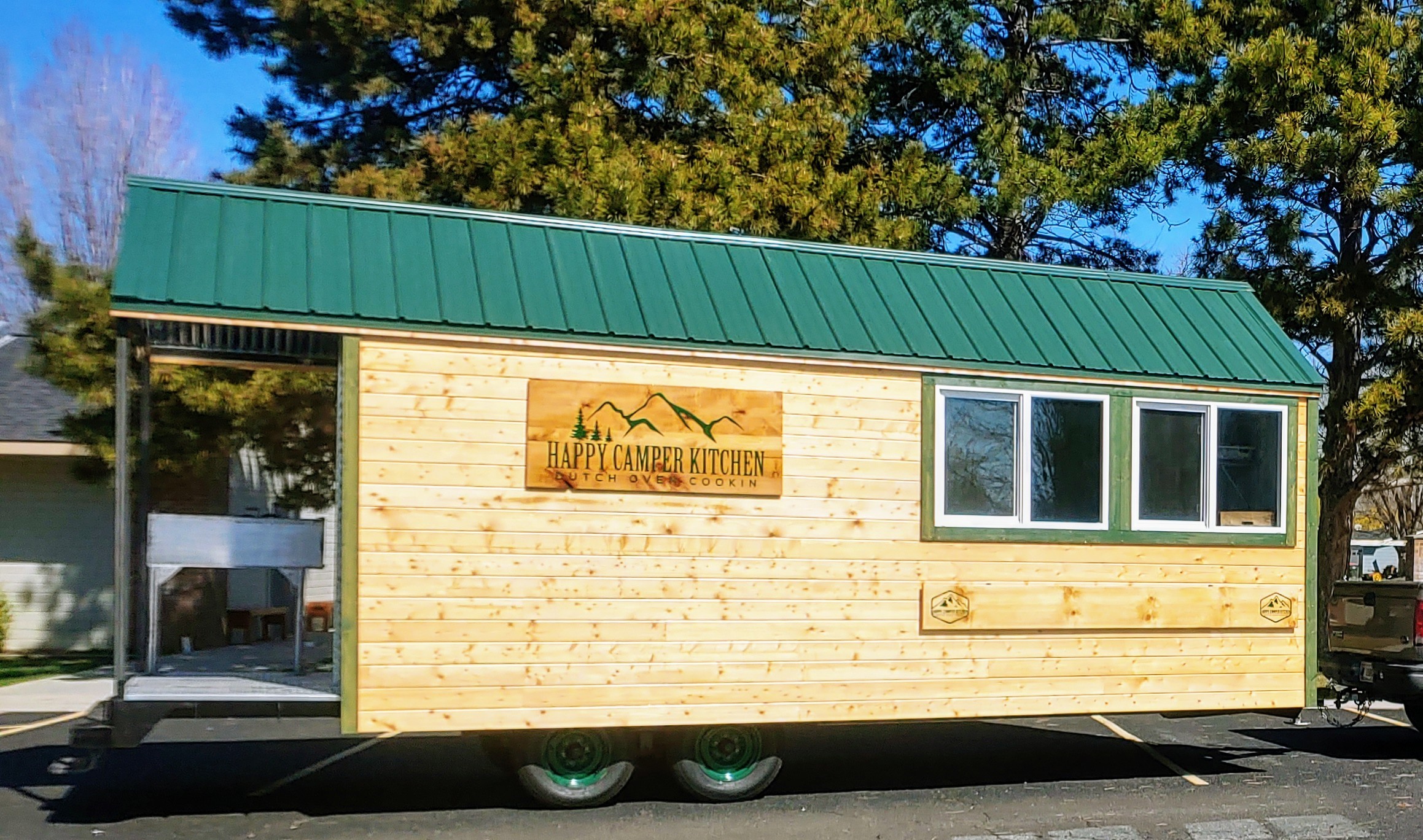 Happy Camper Kitchen food truck profile image