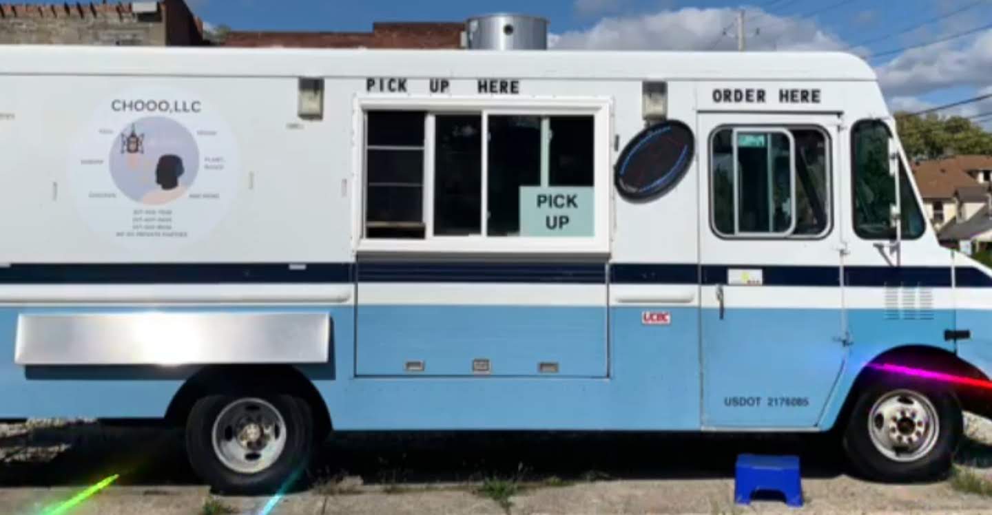 Chooo Chicken Fish Vegan and More food truck profile image