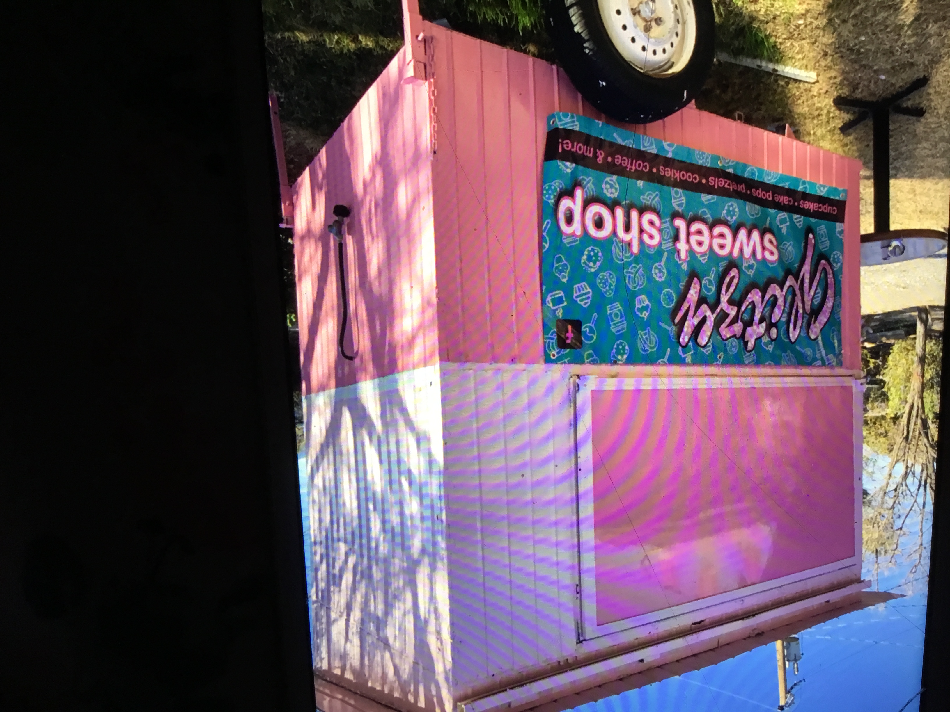 Glitzy Sweet and Food shop food truck profile image