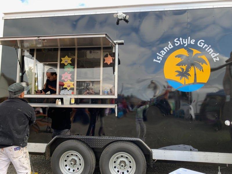 Island Style Grindz llc_old food truck profile image